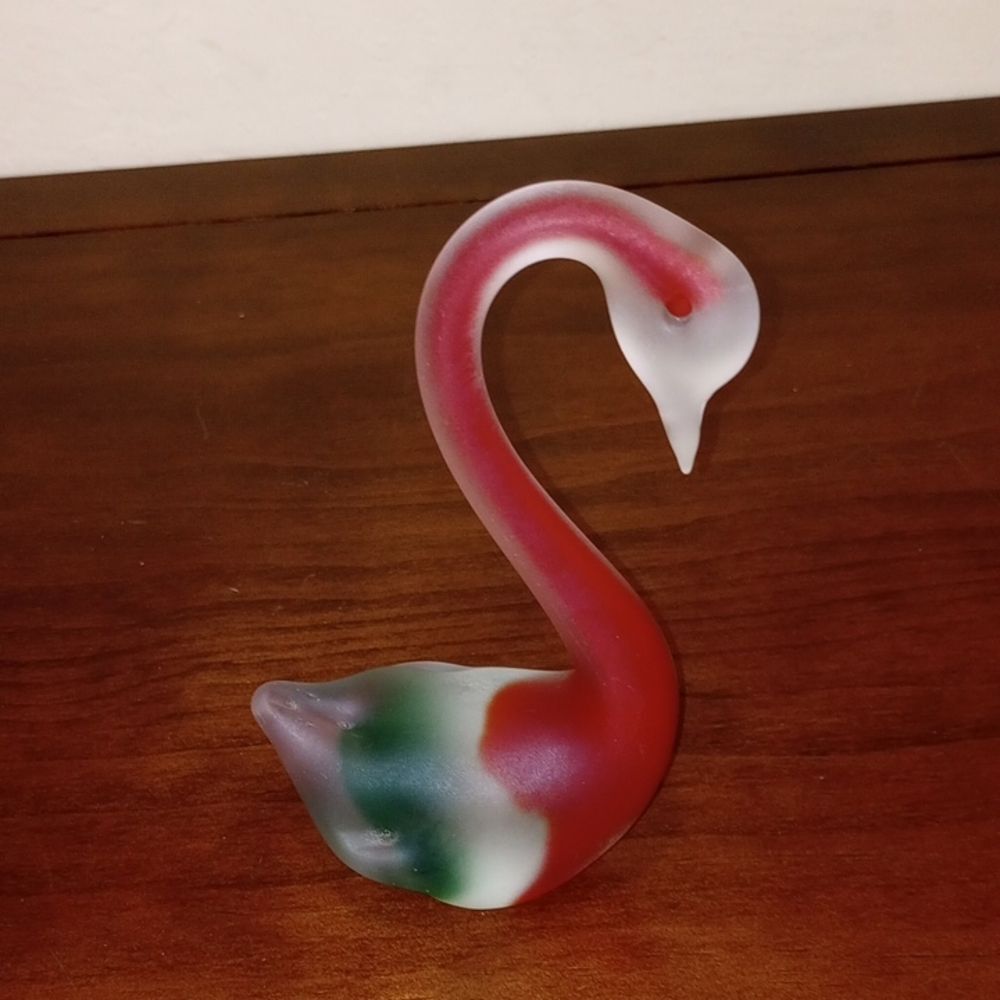 Murano Satin Fused Glass Swan - Vintage!